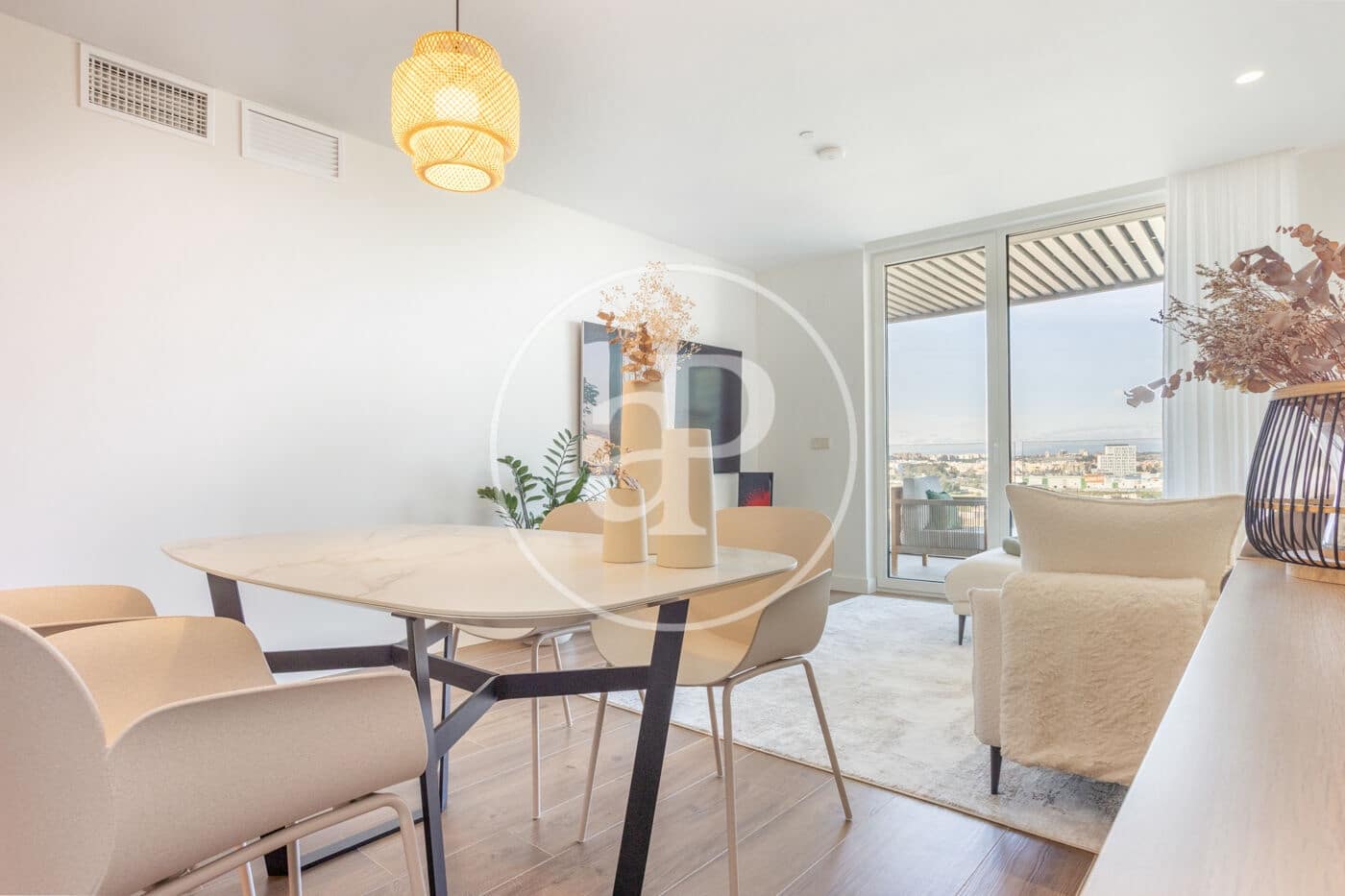 3 soveværelse Lejlighed til salg i Valencia by med swimmingpool - € 740.000 (Ref: 9541211)