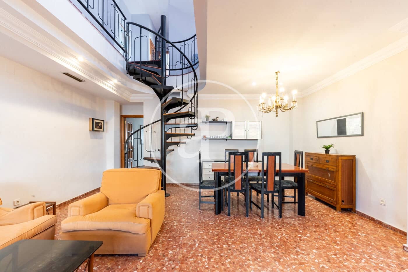 4 Zimmer Apartment zu vermieten in Valencia Stadt - 2.000 € (Ref: 9541212)