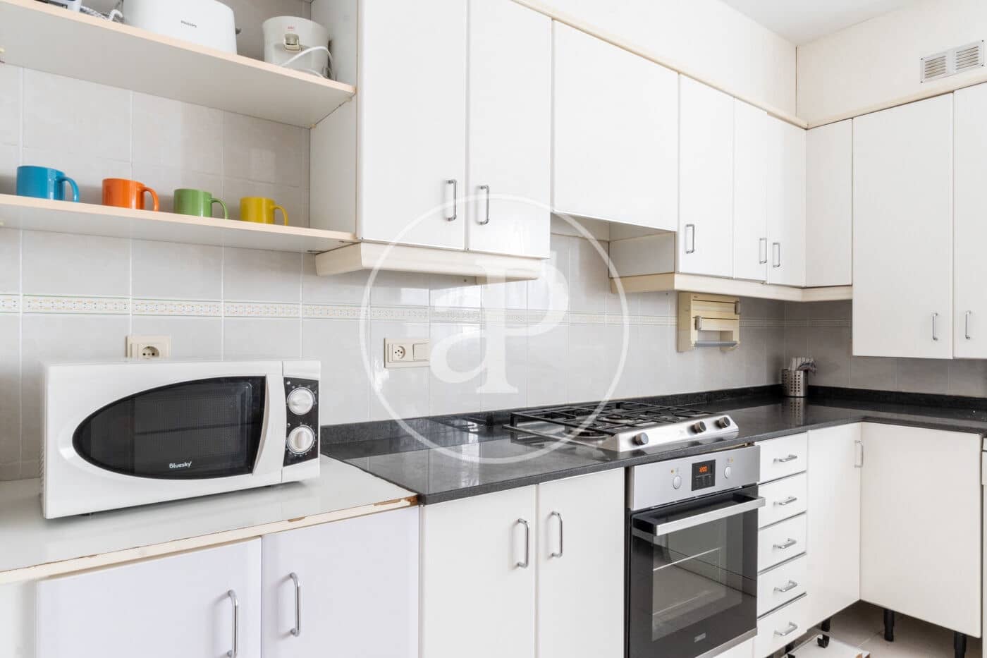 4 Zimmer Apartment zu vermieten in Valencia Stadt - 2.000 € (Ref: 9541212)