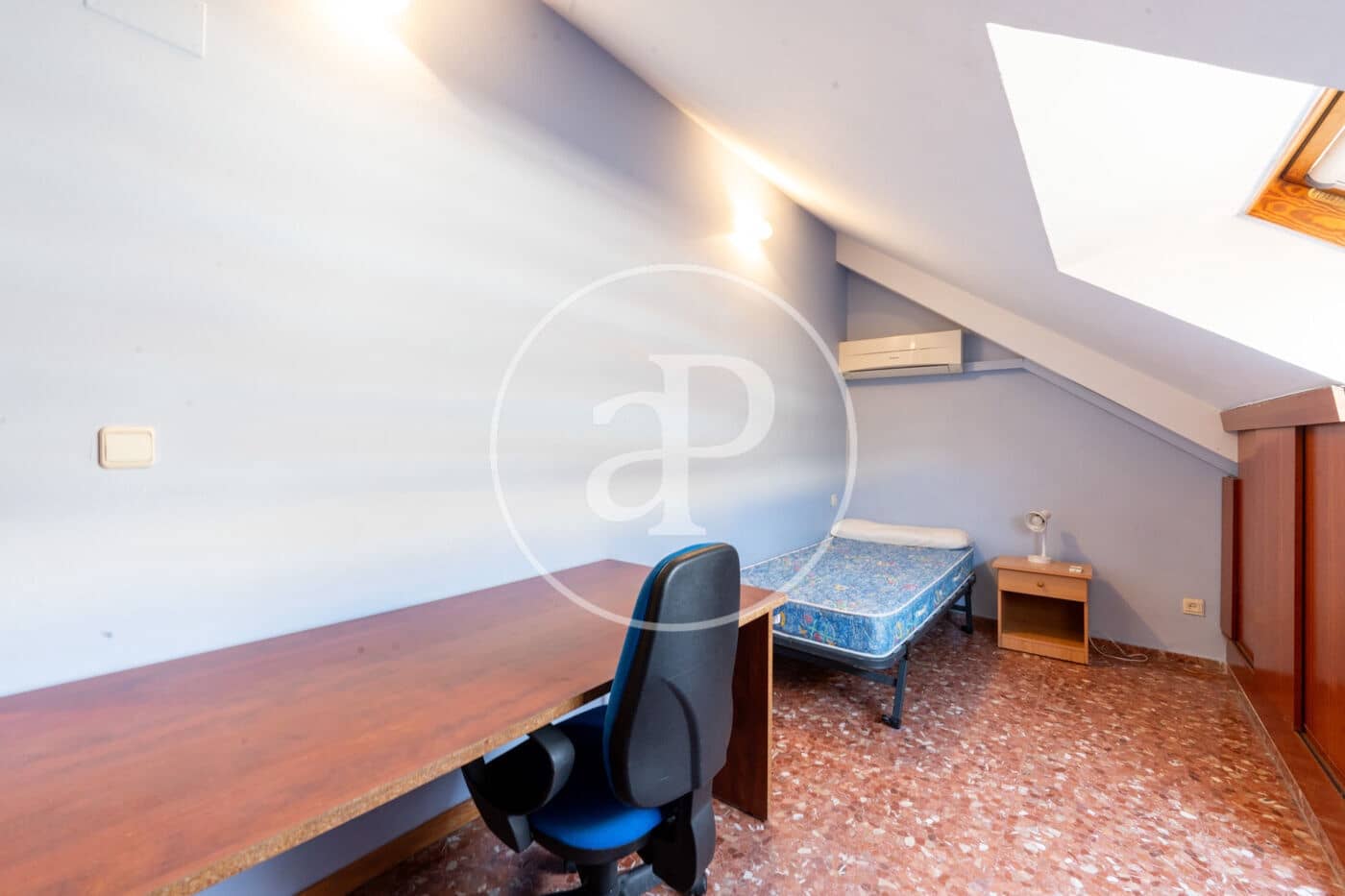 4 Zimmer Apartment zu vermieten in Valencia Stadt - 2.000 € (Ref: 9541212)