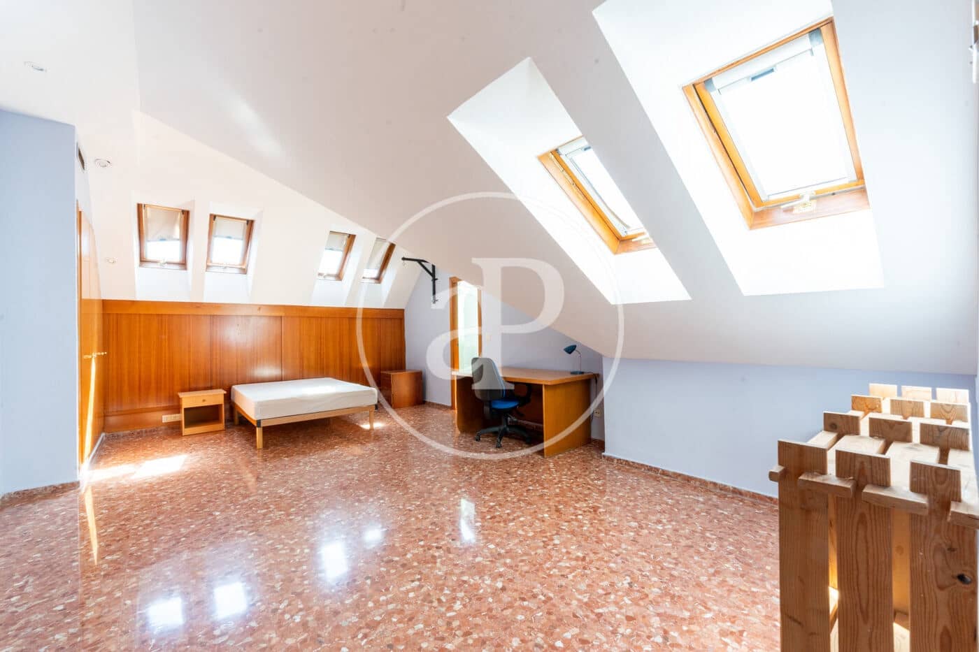 4 Zimmer Apartment zu vermieten in Valencia Stadt - 2.000 € (Ref: 9541212)