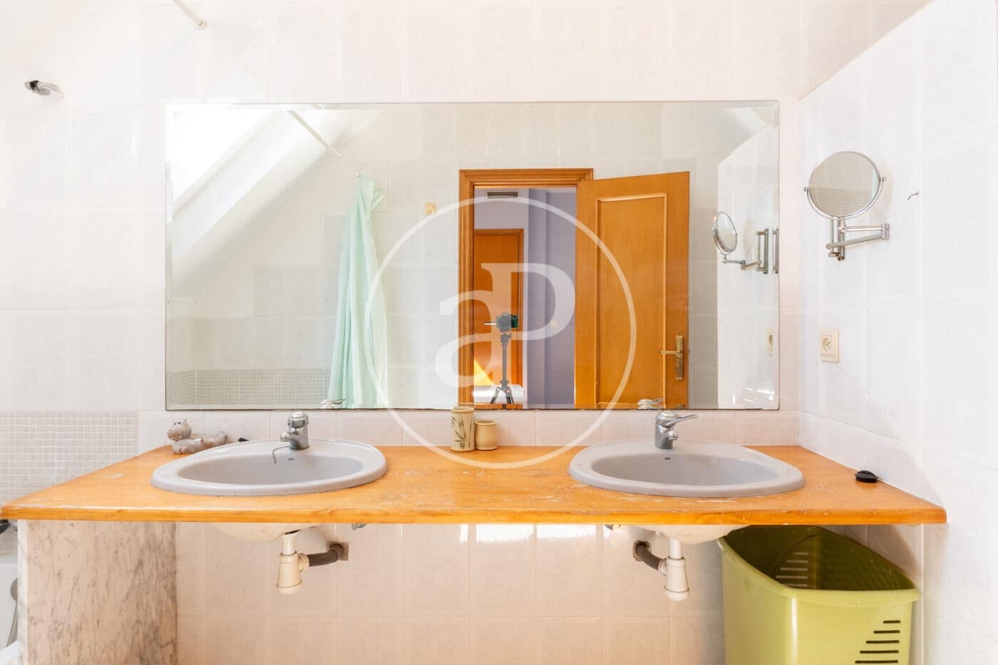 4 Zimmer Apartment zu vermieten in Valencia Stadt - 2.000 € (Ref: 9541212)