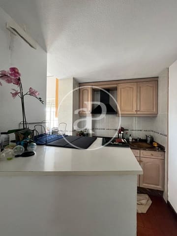 2 quarto Penthouse para arrendar em La Gran Via, Valência cidade - 1 600 € (Ref: 9541213)