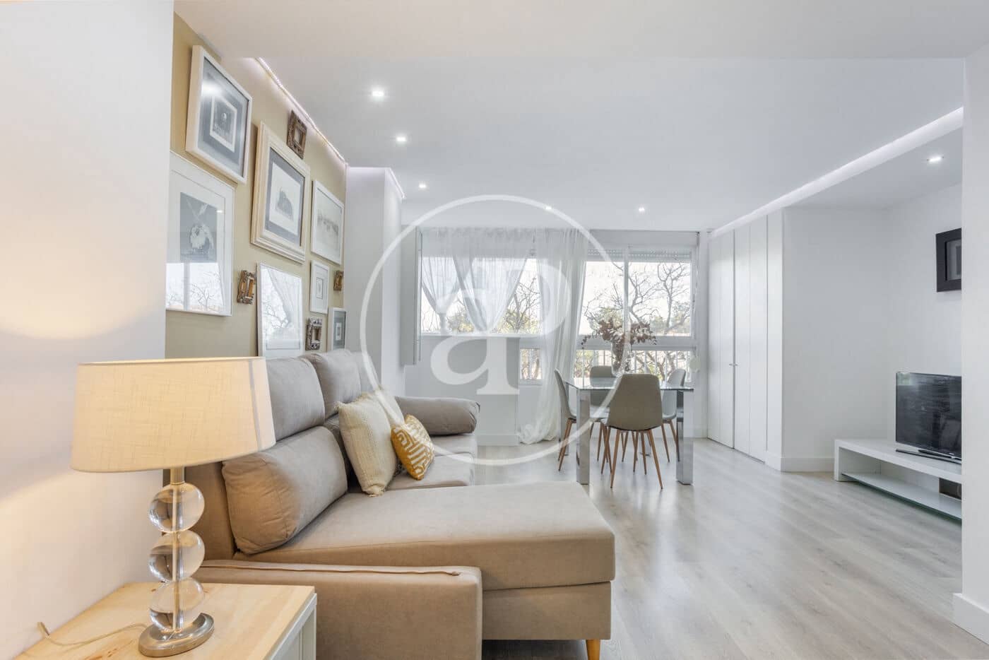 2 slaapkamer Appartement te huur in Valencia stad - € 1.500 (Ref: 9543736)