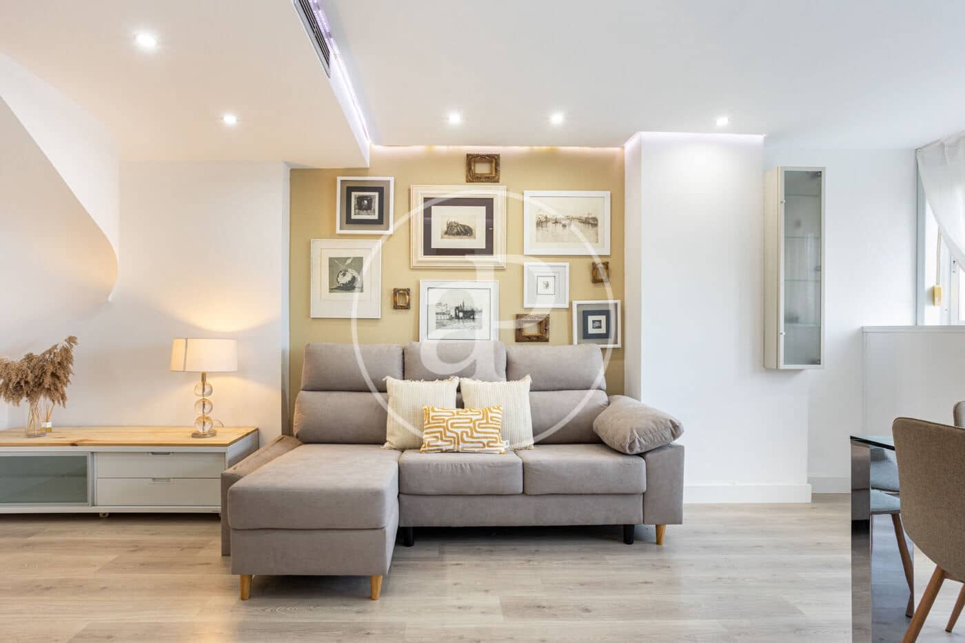 2 slaapkamer Appartement te huur in Valencia stad - € 1.500 (Ref: 9543736)