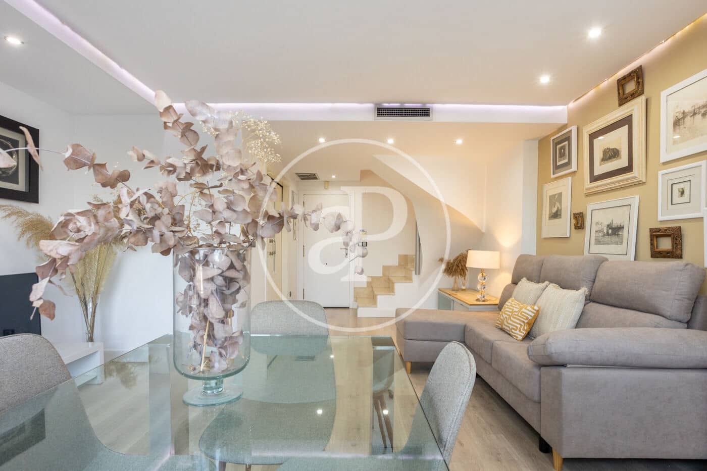 2 slaapkamer Appartement te huur in Valencia stad - € 1.500 (Ref: 9543736)