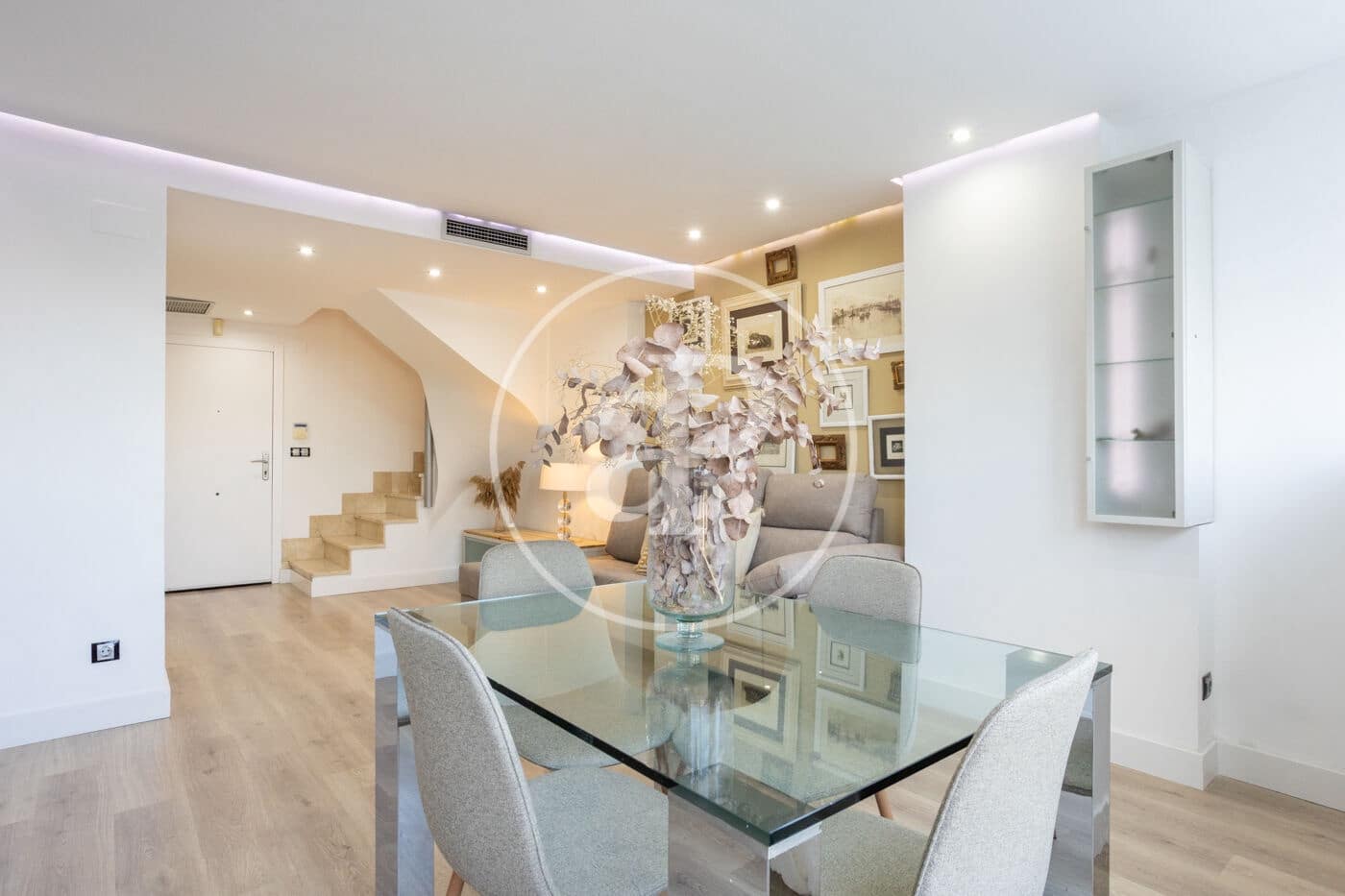 2 slaapkamer Appartement te huur in Valencia stad - € 1.500 (Ref: 9543736)