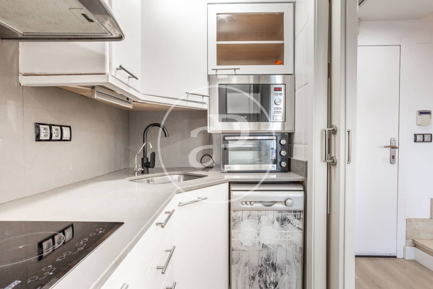 2 slaapkamer Appartement te huur in Valencia stad - € 1.500 (Ref: 9543736)