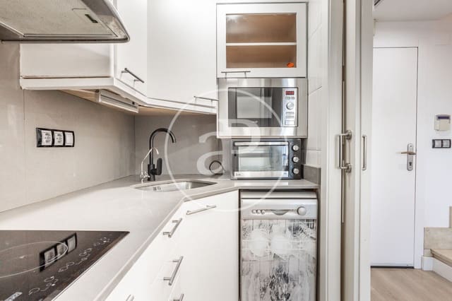 2 slaapkamer Appartement te huur in Ciutat Universitaria, Valencia stad - € 1.500 (Ref: 9543736)