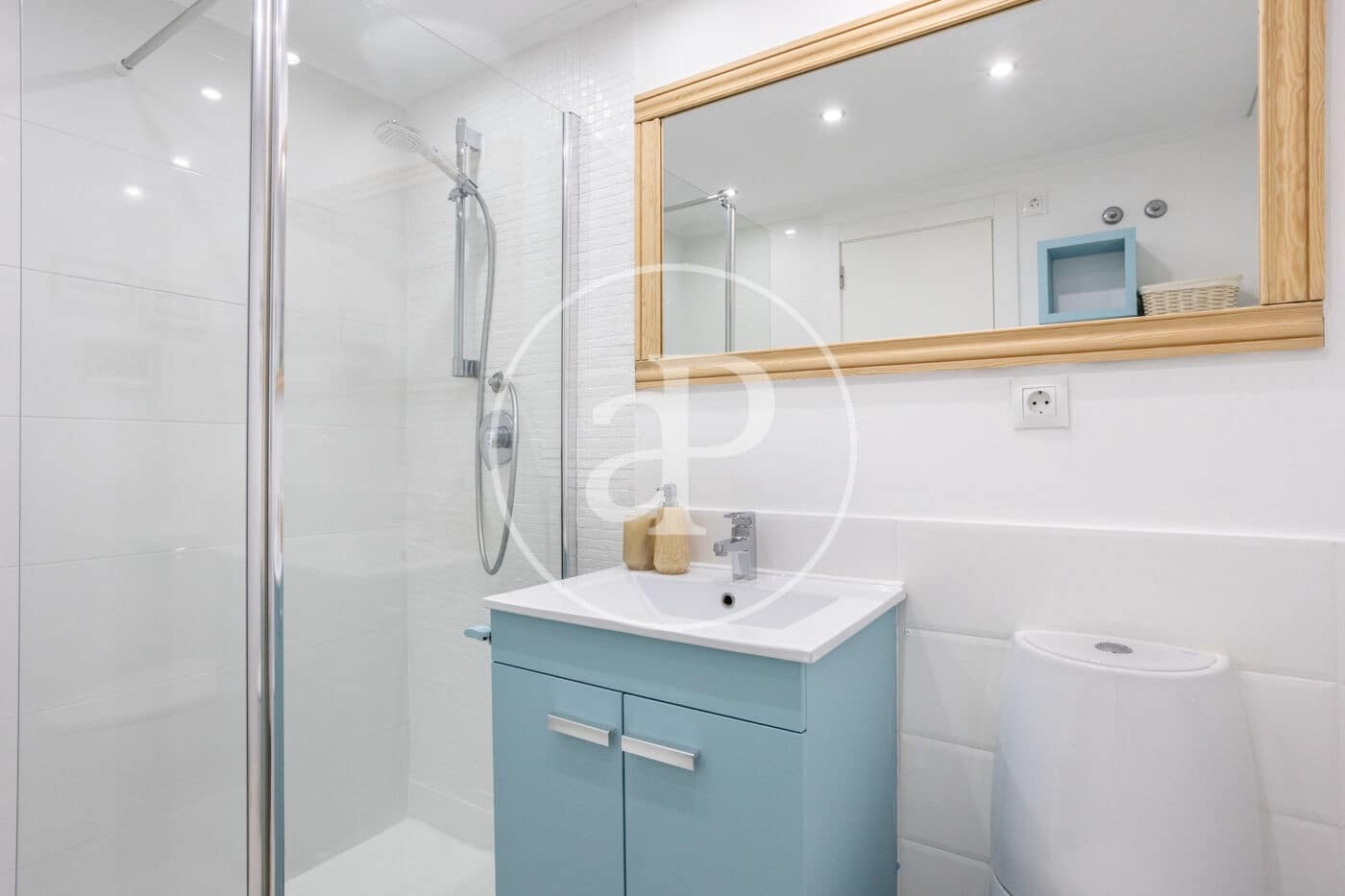 2 slaapkamer Appartement te huur in Valencia stad - € 1.500 (Ref: 9543736)