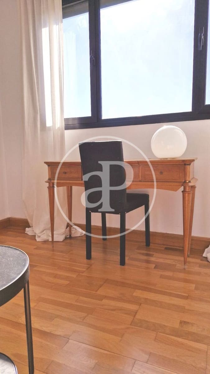 3 slaapkamer Appartement te huur in Valencia stad - € 1.650 (Ref: 9543737)