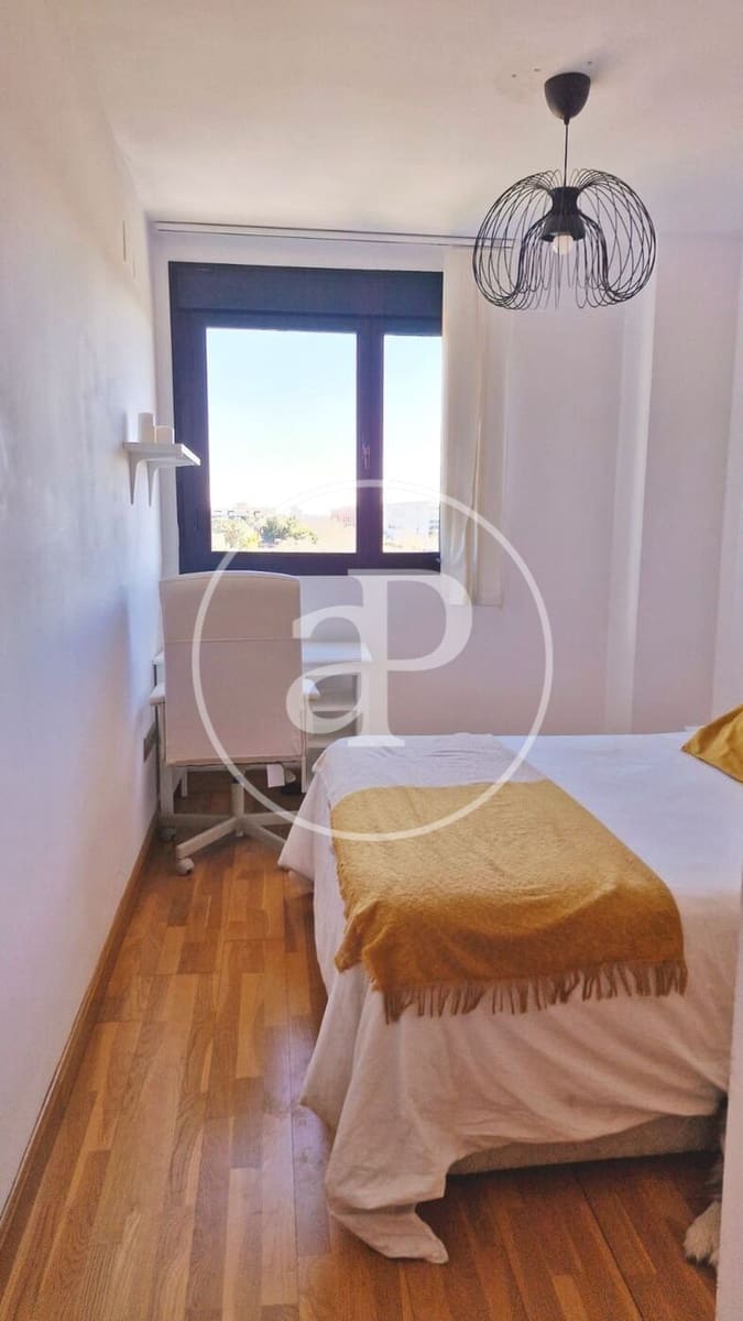 3 slaapkamer Appartement te huur in Valencia stad - € 1.650 (Ref: 9543737)