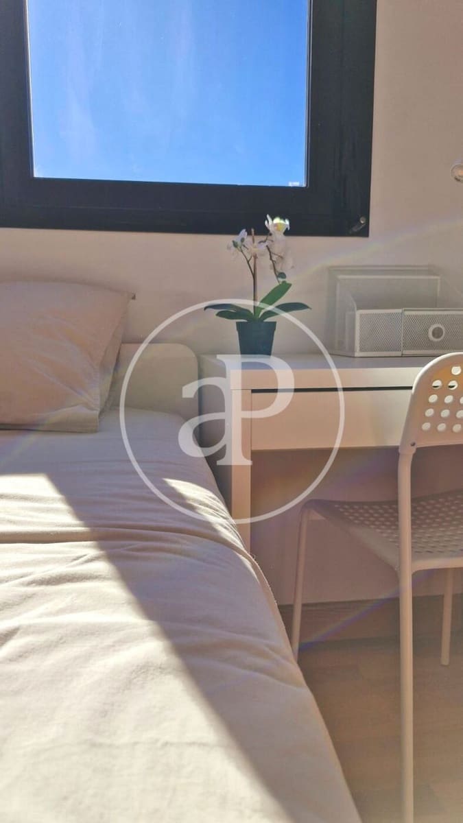 3 slaapkamer Appartement te huur in Valencia stad - € 1.650 (Ref: 9543737)