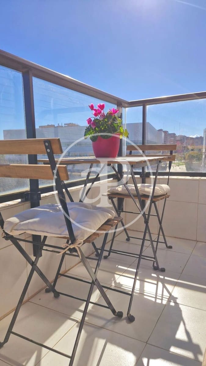 3 slaapkamer Appartement te huur in Valencia stad - € 1.650 (Ref: 9543737)