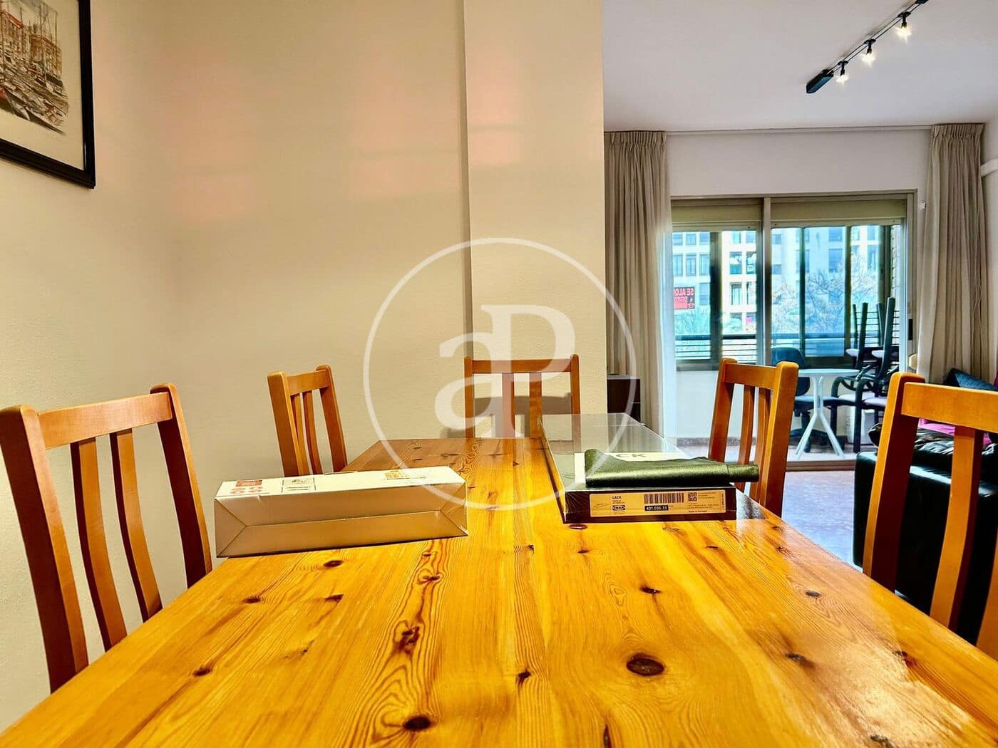 3 soverom Leilighet til leie i Valencia by med garasje - € 1 500 (Ref: 9543738)