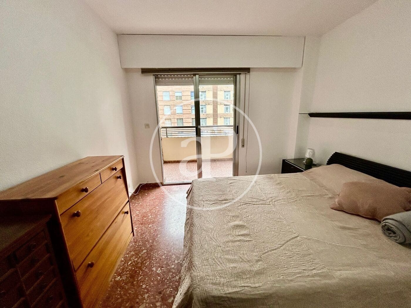 3 soverom Leilighet til leie i Valencia by med garasje - € 1 500 (Ref: 9543738)