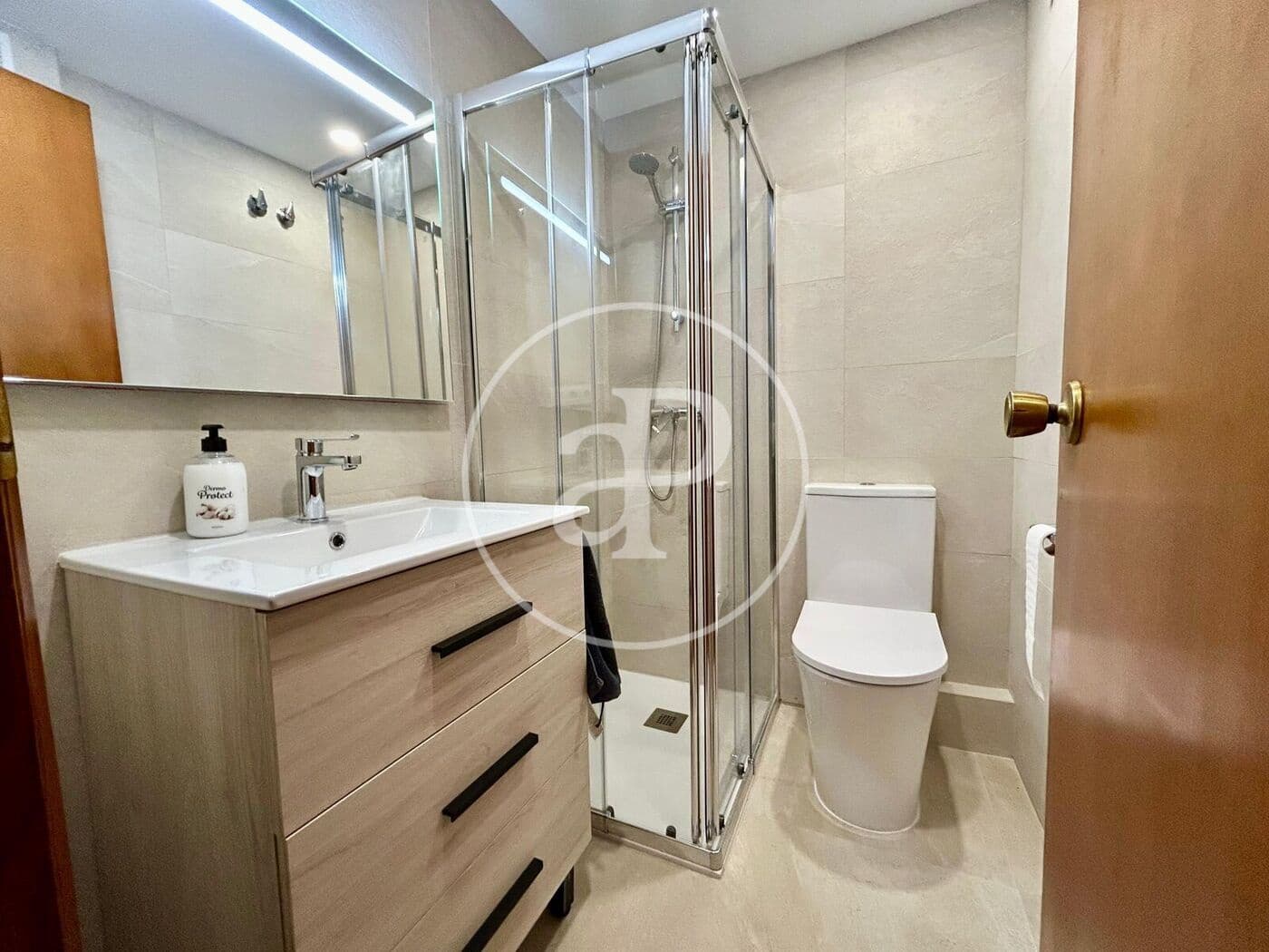 3 soverom Leilighet til leie i Valencia by med garasje - € 1 500 (Ref: 9543738)