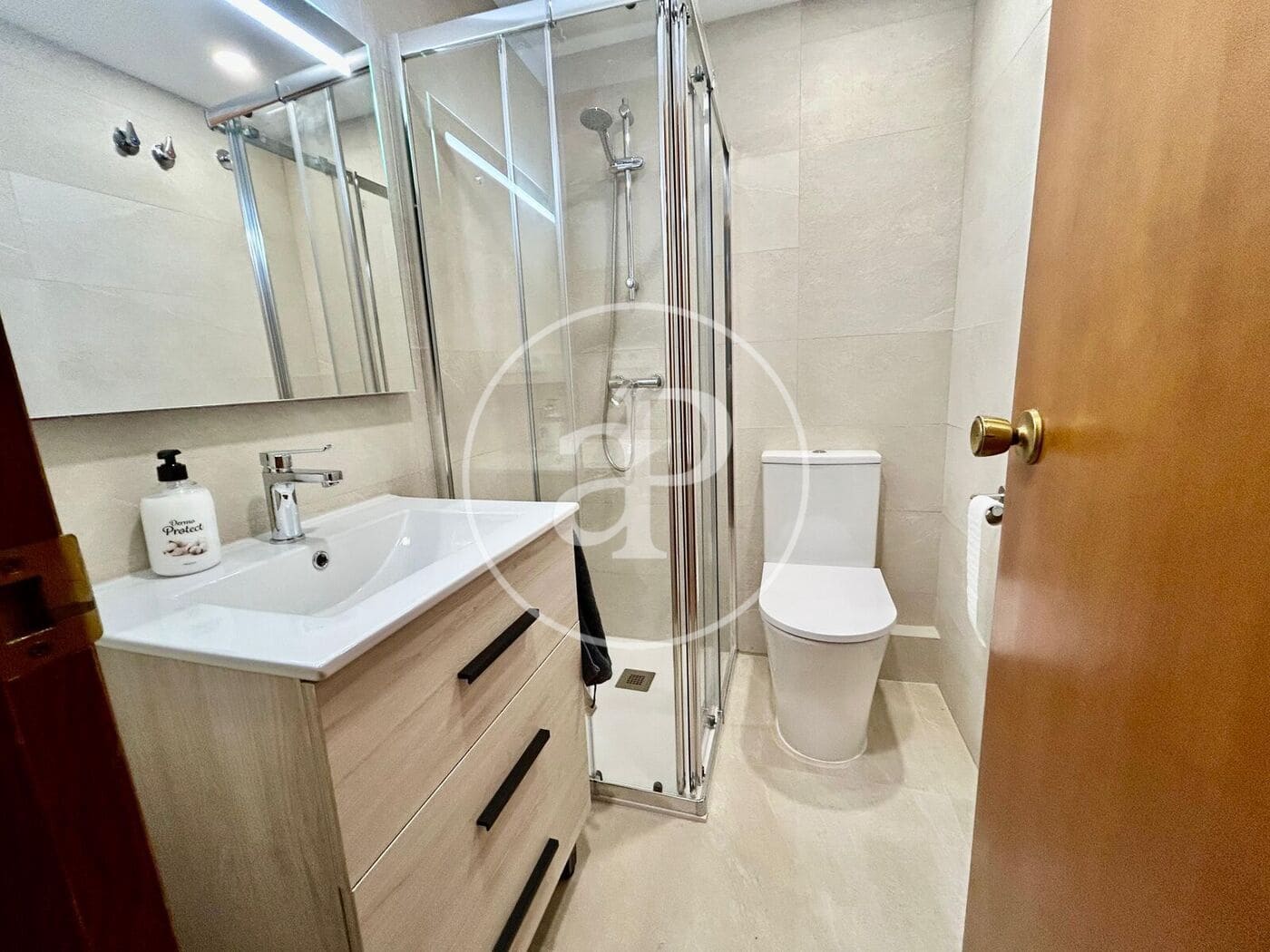 3 soverom Leilighet til leie i Valencia by med garasje - € 1 500 (Ref: 9543738)