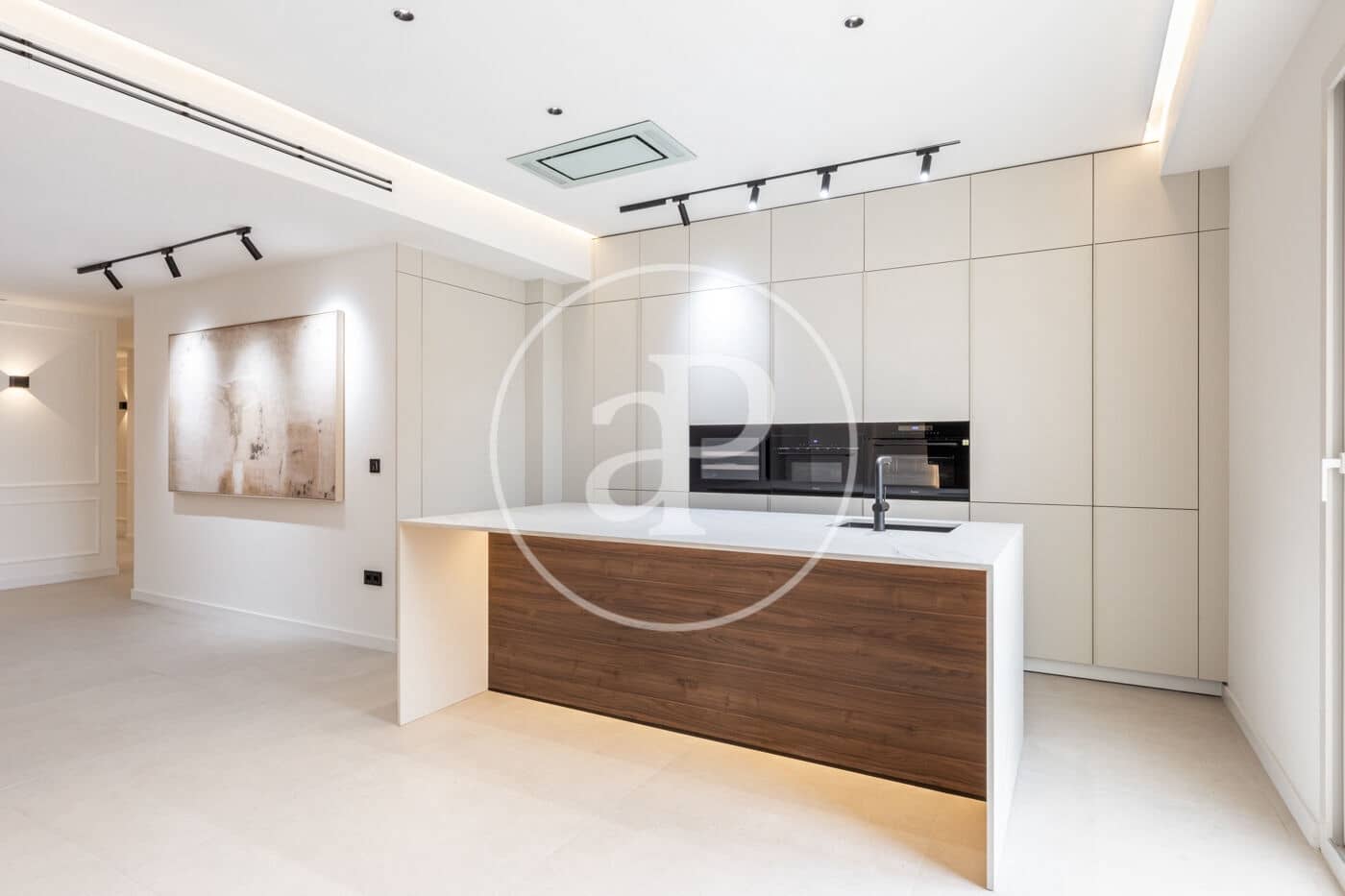 4 soveværelse Lejlighed til salg i Valencia by - € 1.249.000 (Ref: 9543740)