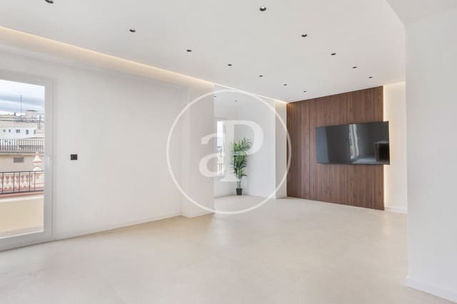 4 soveværelse Lejlighed til salg i Russafa, Valencia by - € 1.249.000 (Ref: 9543740)