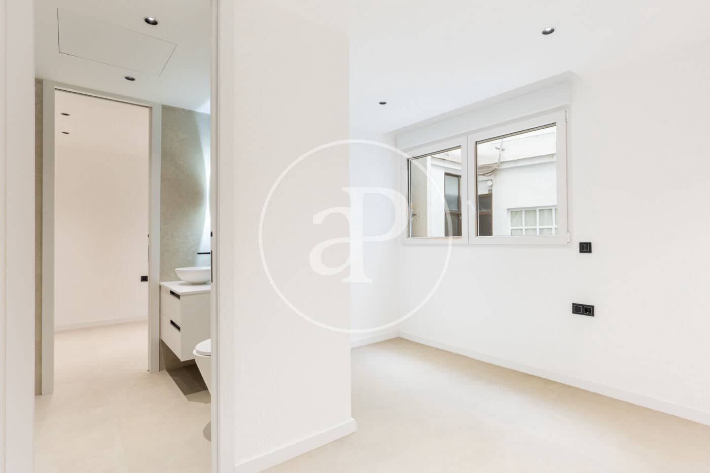 4 soveværelse Lejlighed til salg i Valencia by - € 1.249.000 (Ref: 9543740)