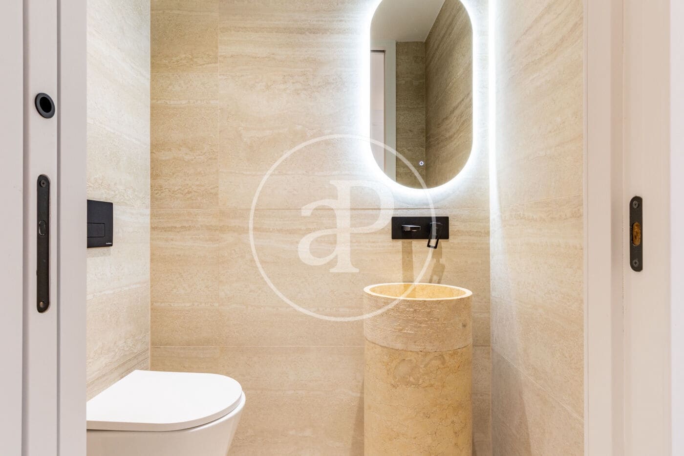 4 soveværelse Lejlighed til salg i Valencia by - € 1.249.000 (Ref: 9543740)