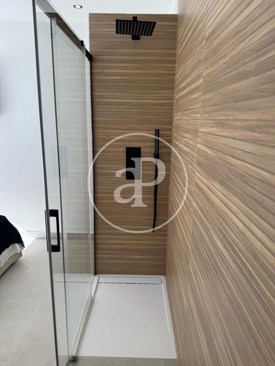 2 camera da letto Appartamento da affittare in Valencia citta - 2.200 € (Rif: 9548315)