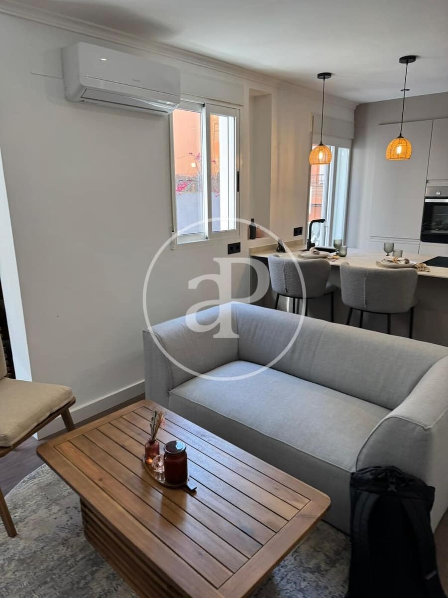 2 camera da letto Appartamento da affittare in Valencia citta - 2.200 € (Rif: 9548315)