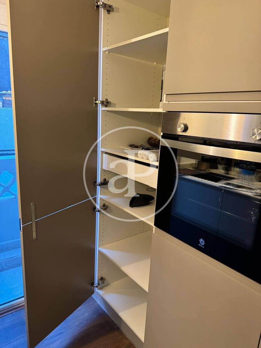 2 camera da letto Appartamento da affittare in Valencia citta - 2.200 € (Rif: 9548315)