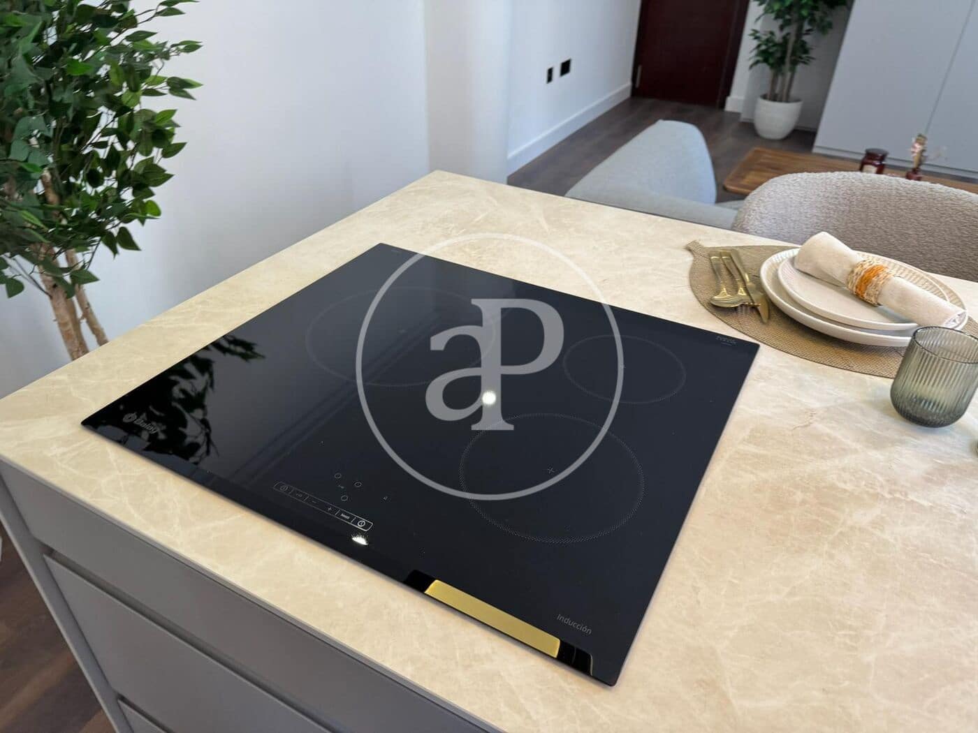 2 camera da letto Appartamento da affittare in Valencia citta - 2.200 € (Rif: 9548315)