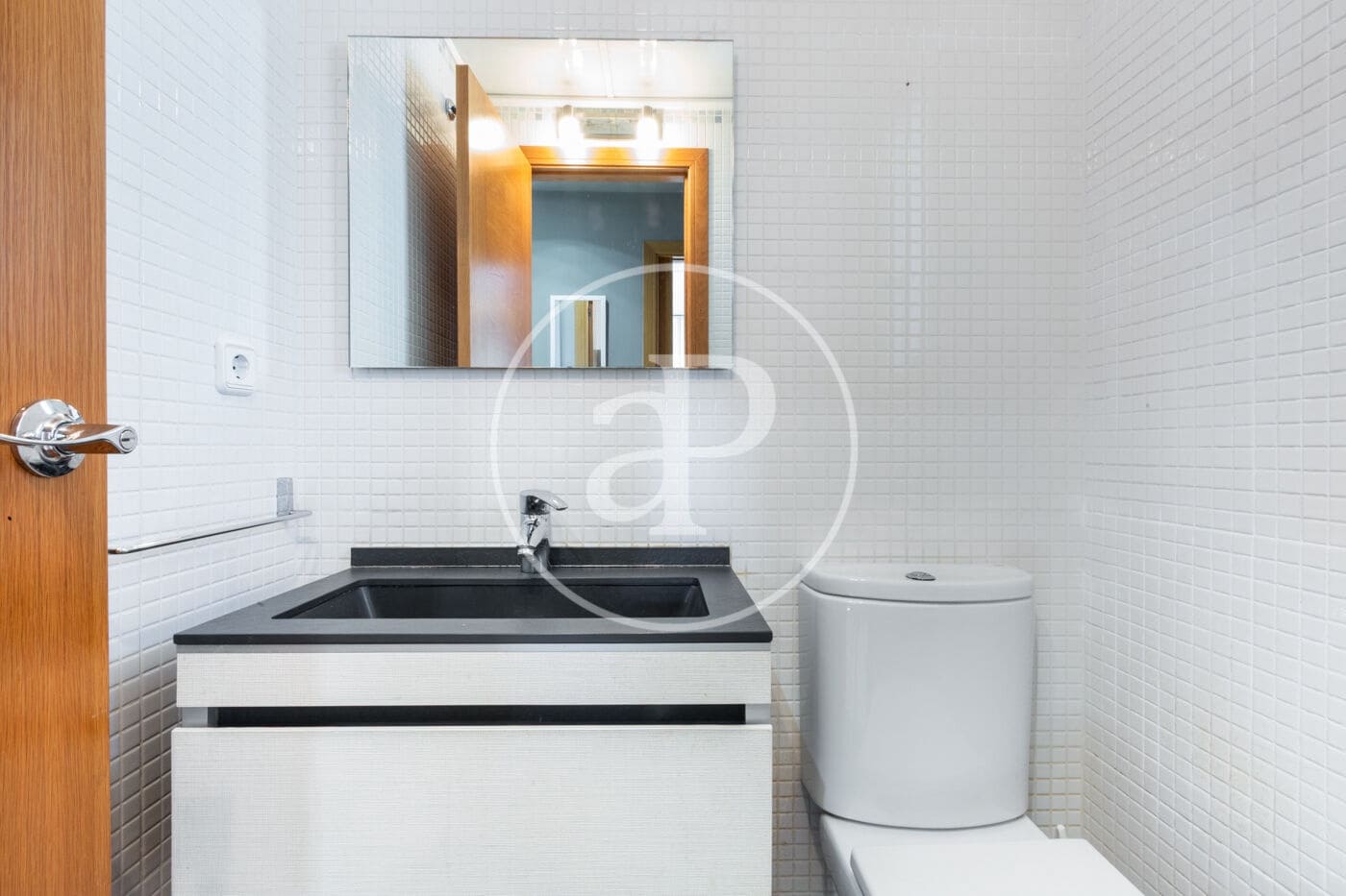 4 bedroom Villa for sale in Moncada - € 540,000 (Ref: 9548330)