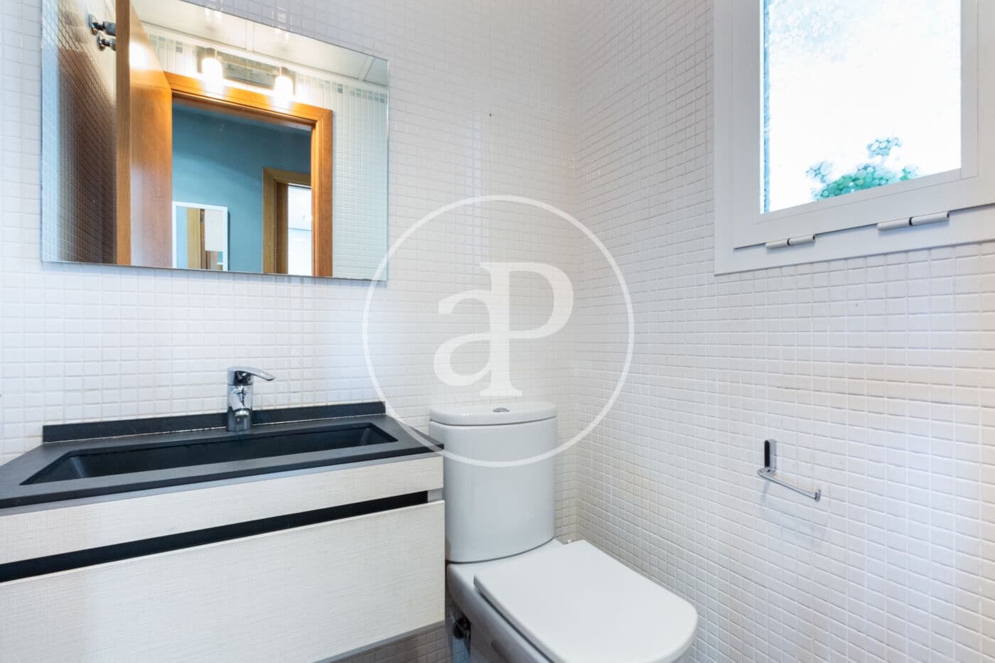 4 bedroom Villa for sale in Moncada - € 540,000 (Ref: 9548330)