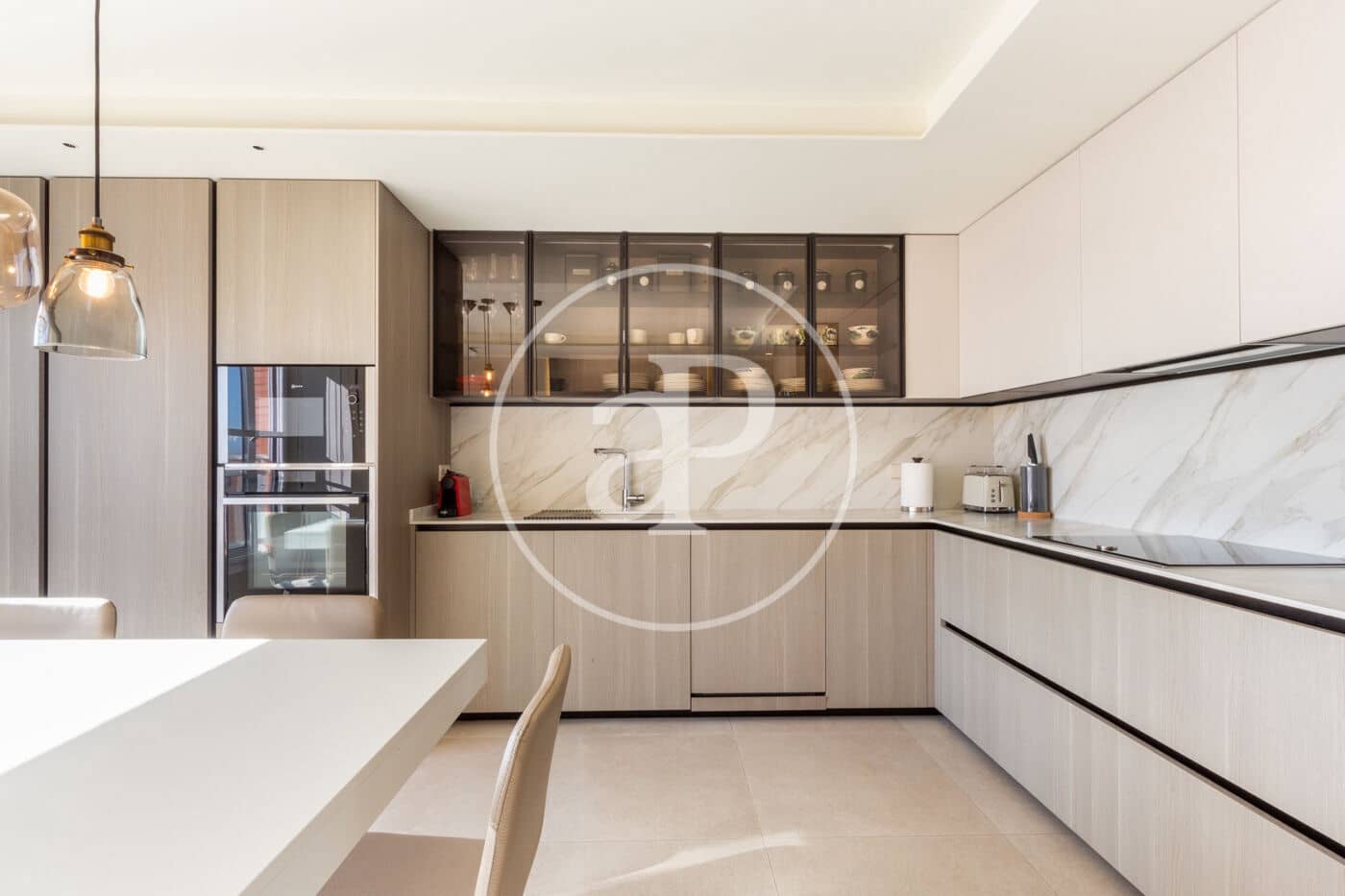 5 Zimmer Apartment zu verkaufen in Valencia Stadt mit Pool - 1.300.000 € (Ref: 9548331)