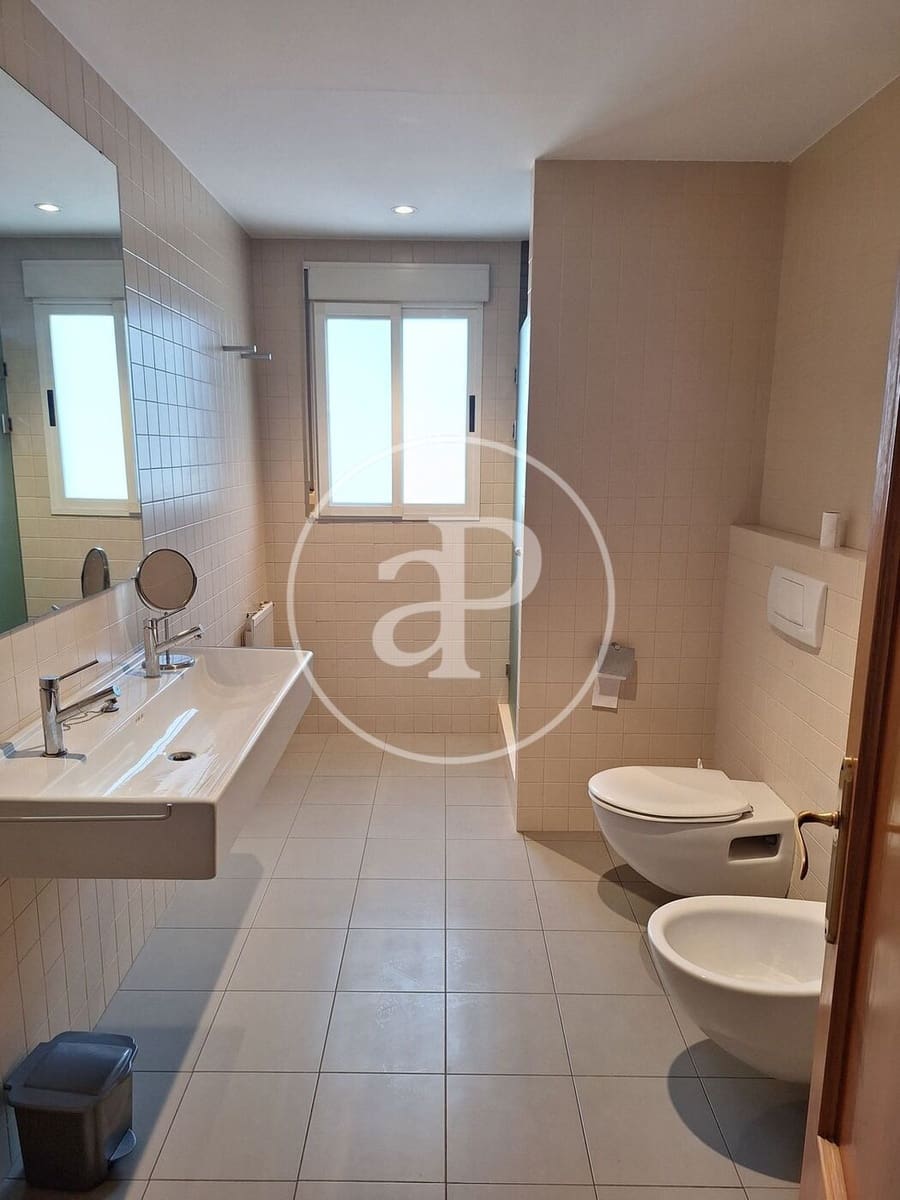 3 soveværelse Lejlighed til leje i Valencia by - € 2.500 (Ref: 9551634)