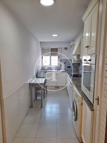 3 soveværelse Lejlighed til leje i Arrancapins, Valencia by - € 2.500 (Ref: 9551634)