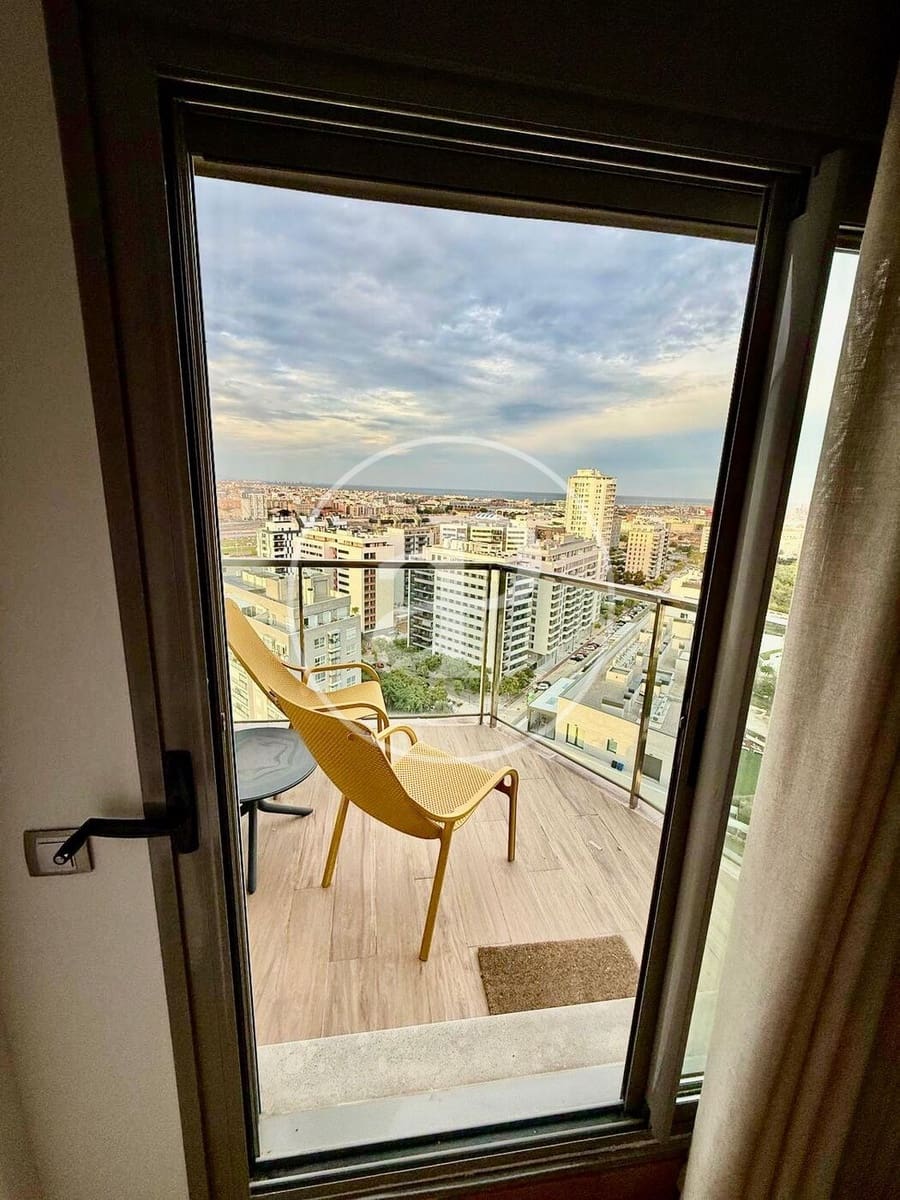 Appartement de 3 chambres à louer à Valence ville avec piscine - 2 700 € (Ref: 9551635)