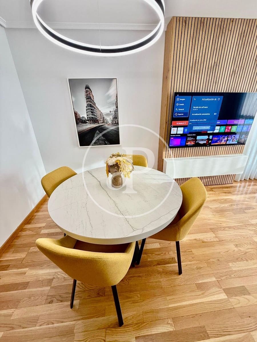 Appartement de 3 chambres à louer à Valence ville avec piscine - 2 700 € (Ref: 9551635)