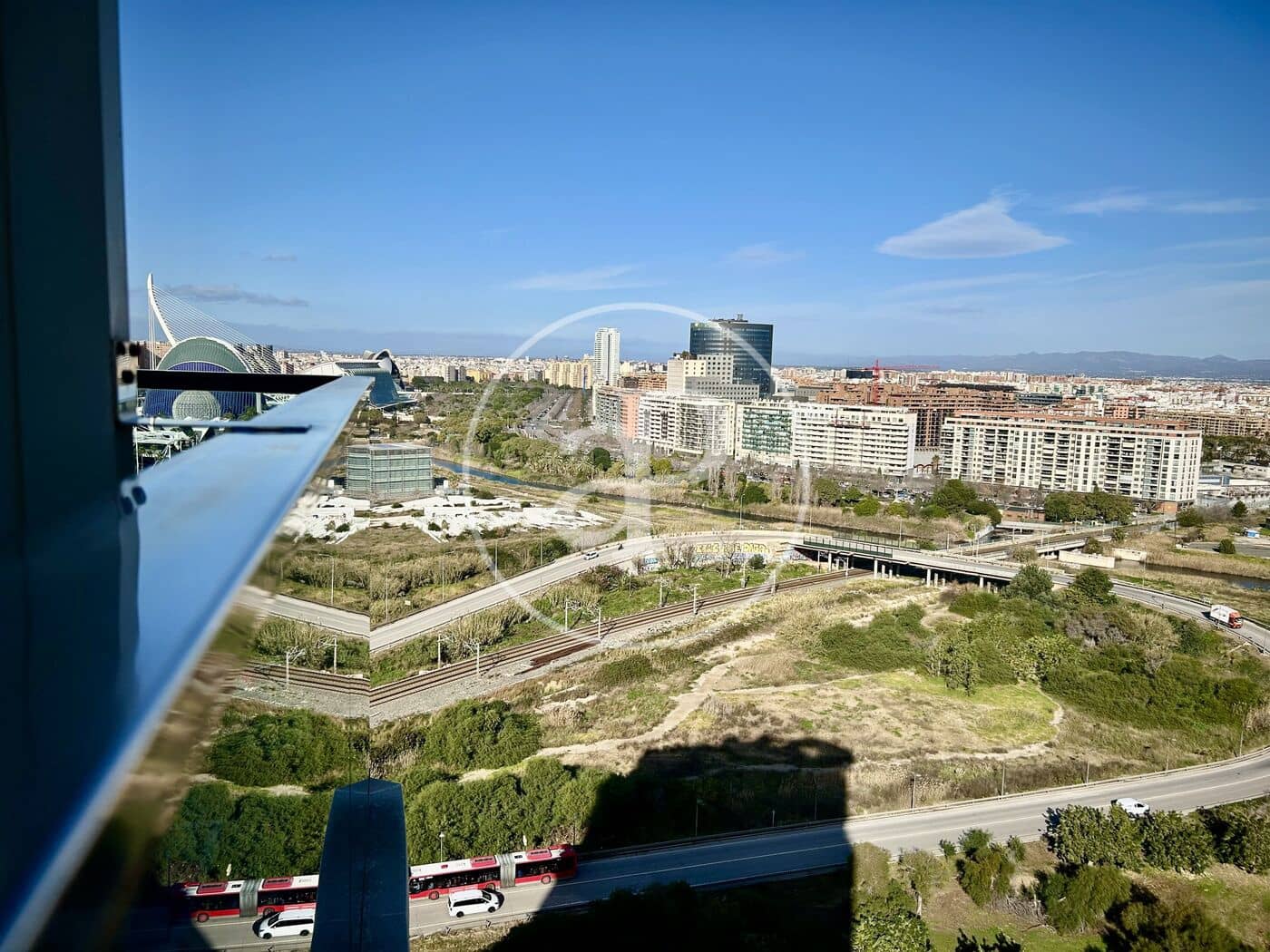 3 bedroom Apartment for rent in Valencia city with pool - € 2,700 (Ref: 9551635)