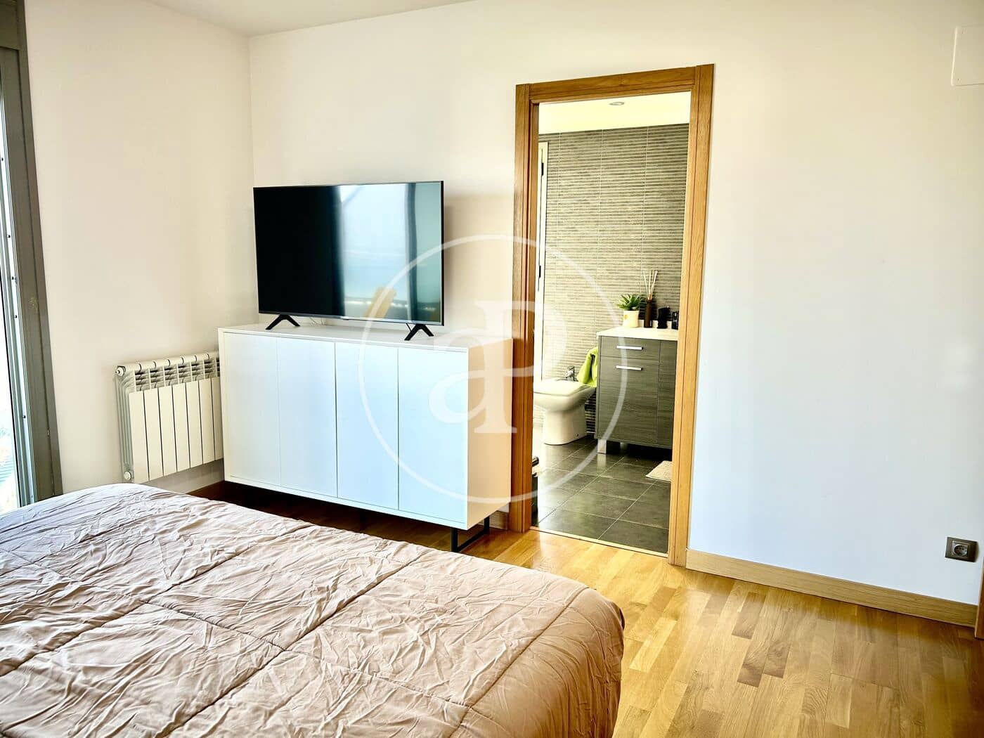 3 bedroom Apartment for rent in Valencia city with pool - € 2,700 (Ref: 9551635)