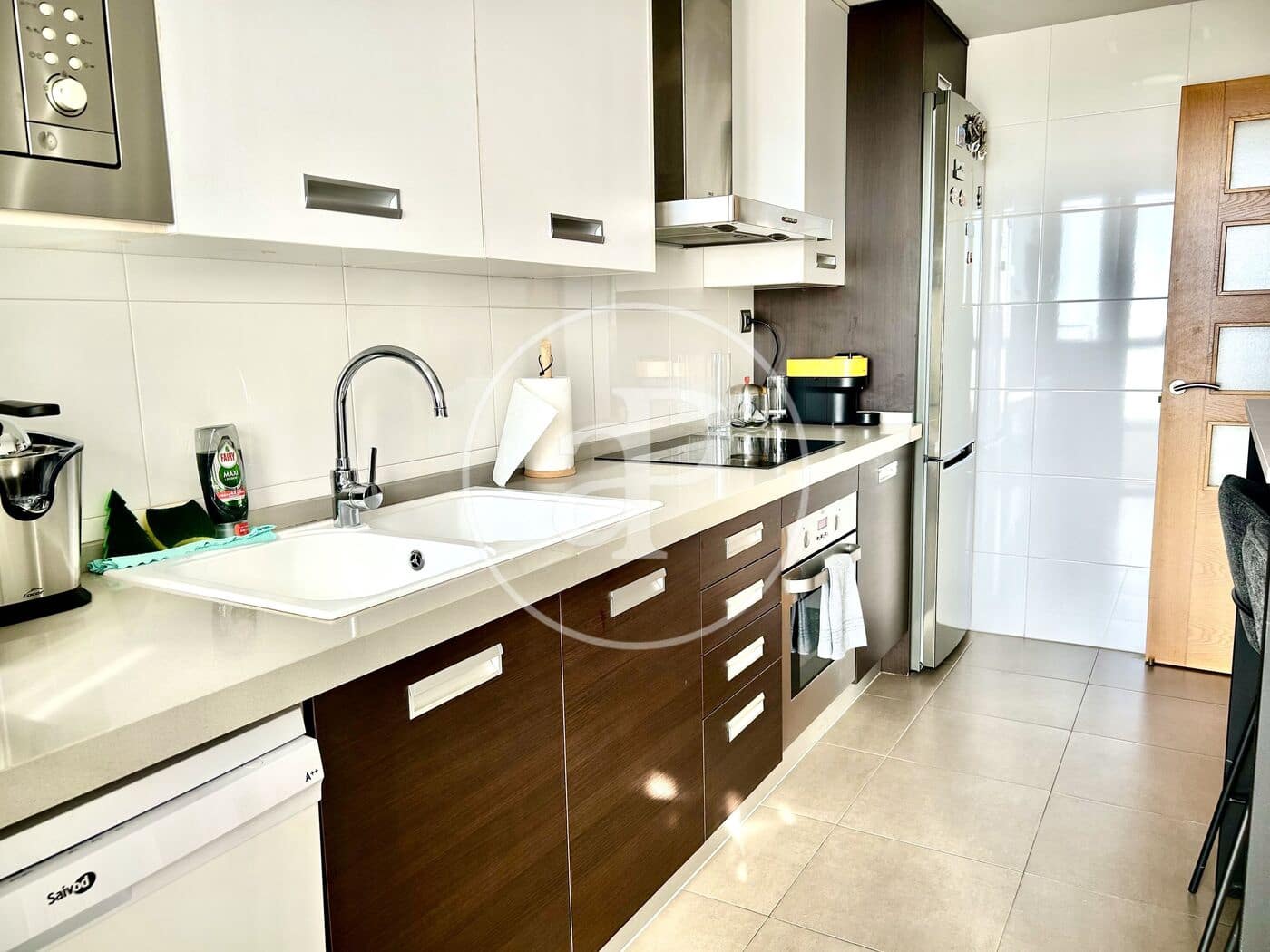 3 bedroom Apartment for rent in Valencia city with pool - € 2,700 (Ref: 9551635)