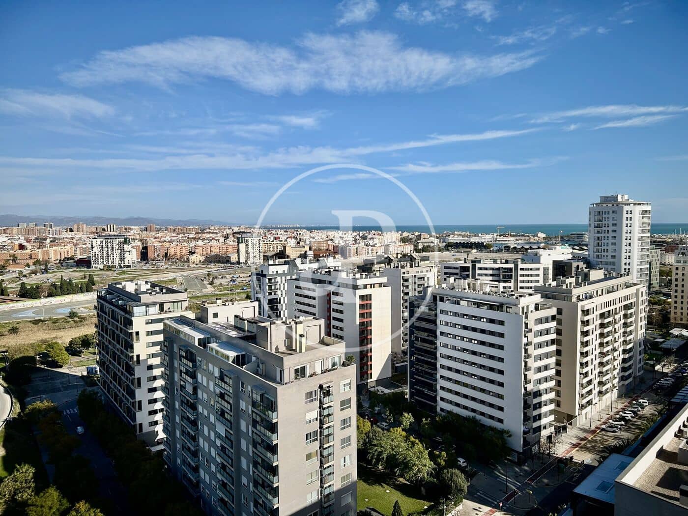 3 bedroom Apartment for rent in Valencia city with pool - € 2,700 (Ref: 9551635)