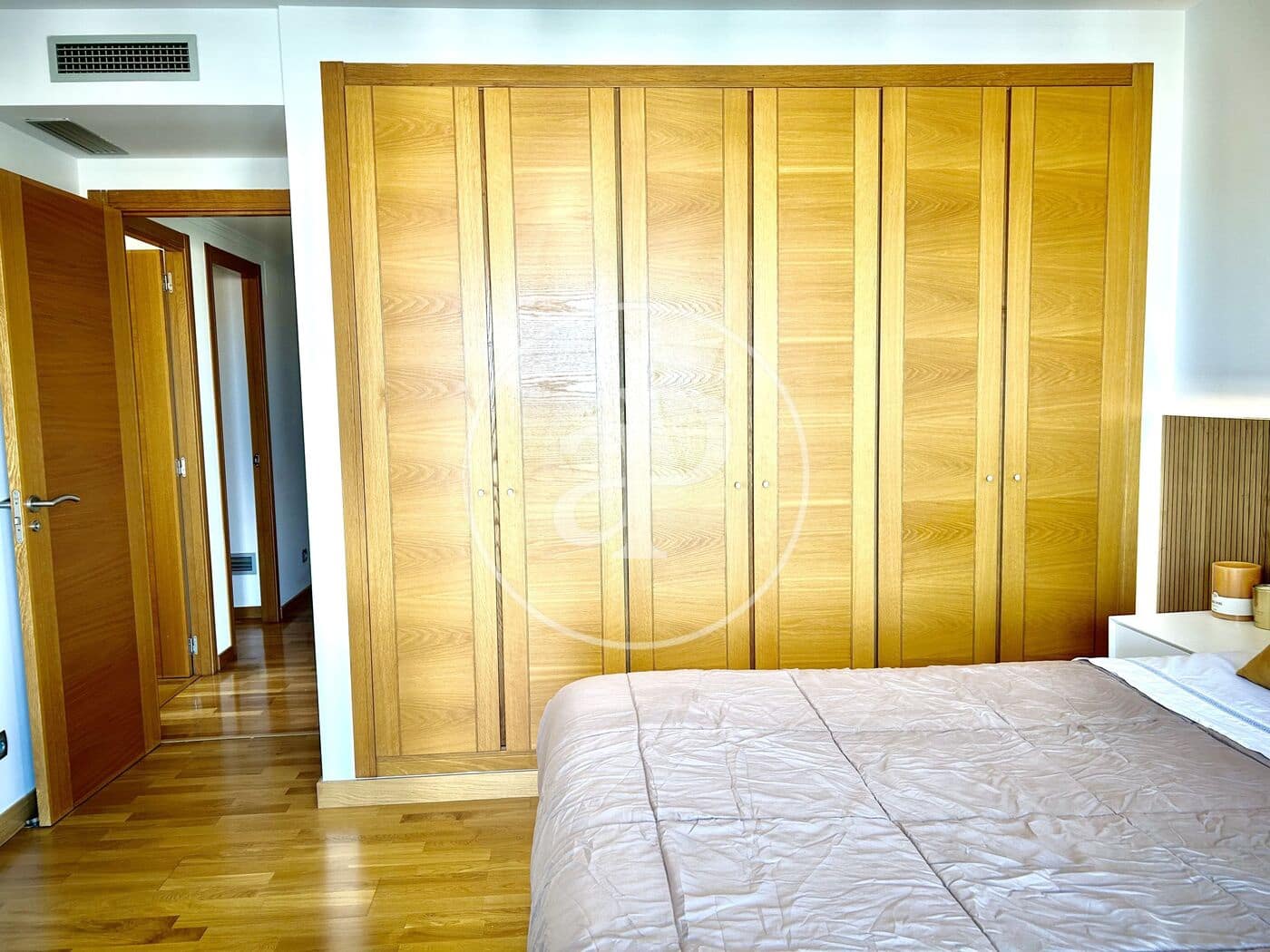 3 bedroom Apartment for rent in Valencia city with pool - € 2,700 (Ref: 9551635)