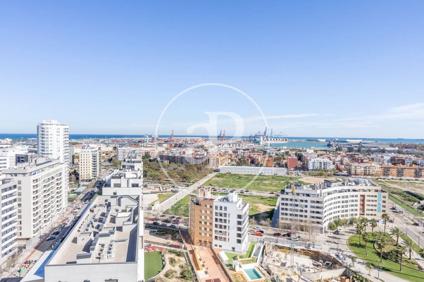 3 quarto Apartamento para arrendar em Valencia cidade com piscina - 2 700 € (Ref: 9551635)