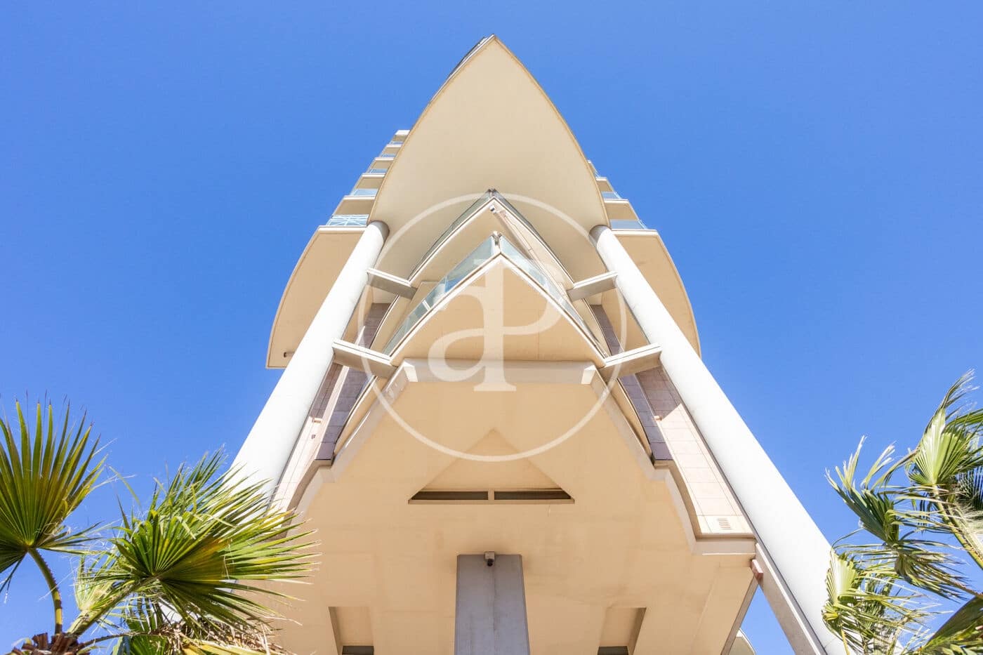 3 quarto Apartamento para arrendar em Valencia cidade com piscina - 2 700 € (Ref: 9551635)