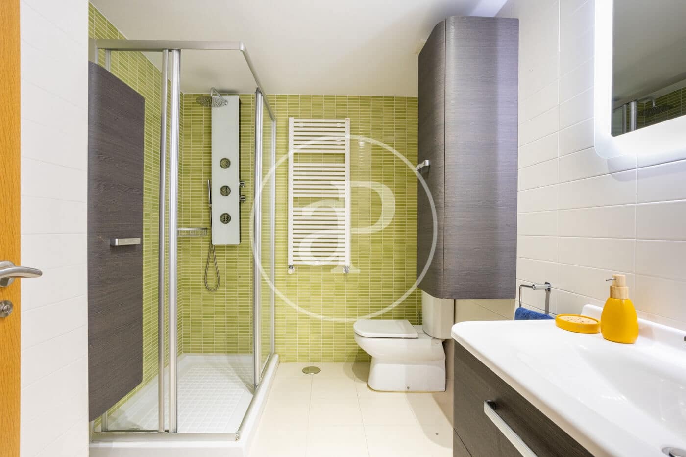 3 quarto Apartamento para arrendar em Valencia cidade com piscina - 2 700 € (Ref: 9551635)