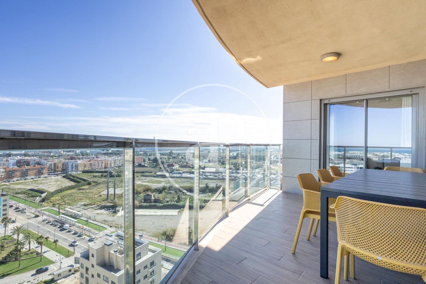 3 quarto Apartamento para arrendar em Valencia cidade com piscina - 2 700 € (Ref: 9551635)