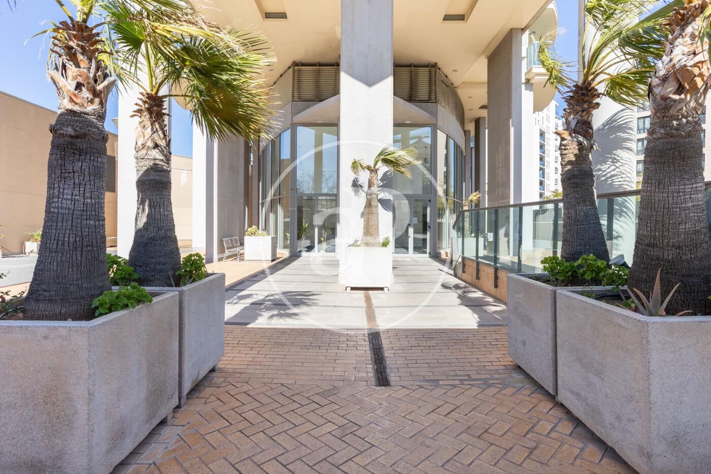 3 quarto Apartamento para arrendar em Valencia cidade com piscina - 2 700 € (Ref: 9551635)