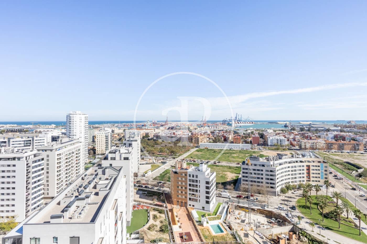 3 quarto Apartamento para arrendar em Valencia cidade com piscina - 2 700 € (Ref: 9551635)