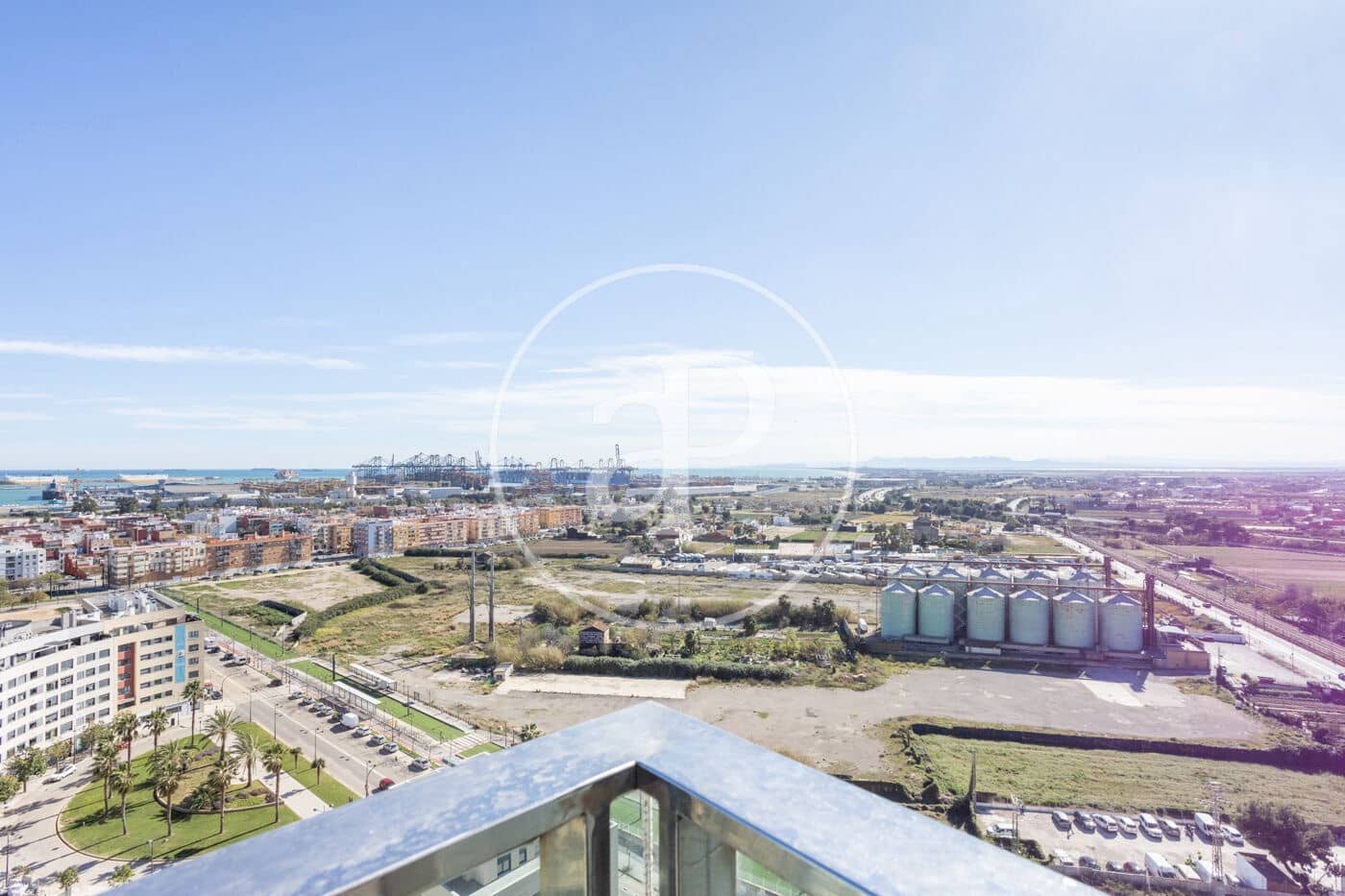 3 quarto Apartamento para arrendar em Valencia cidade com piscina - 2 700 € (Ref: 9551635)