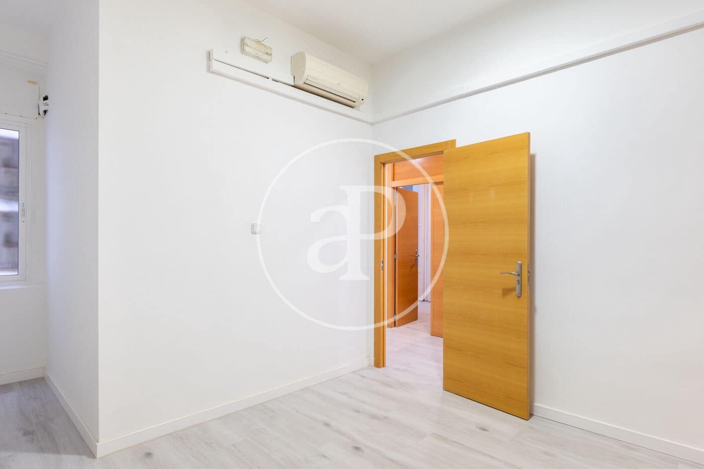 2 soveværelse Lejlighed til leje i Valencia by - € 1.300 (Ref: 9551636)